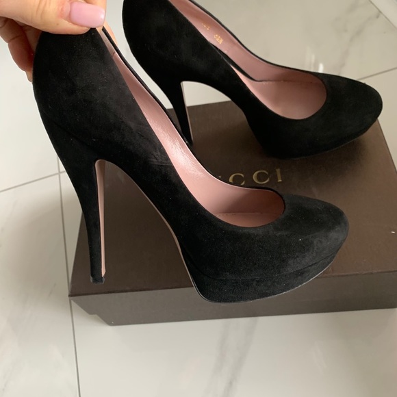 Gucci Suede Platform Pumps - Picture 3 of 7